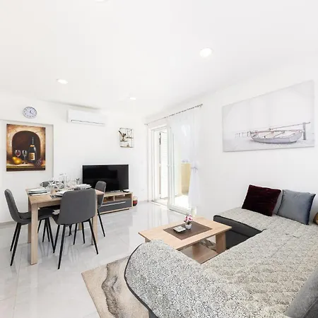 Lejlighed 2 Bedroom Amazing In