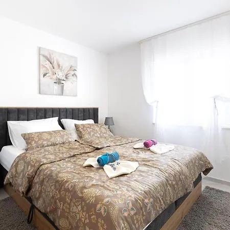 Lejlighed 2 Bedroom Amazing In *